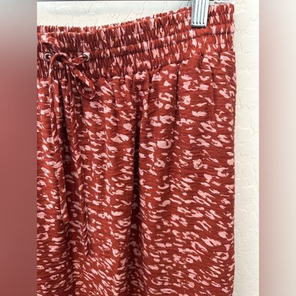 SIMPLY VERA VERA WANG | Rust Red Animal Printed Midi Skirt | Size Medium - Picture 3 of 8